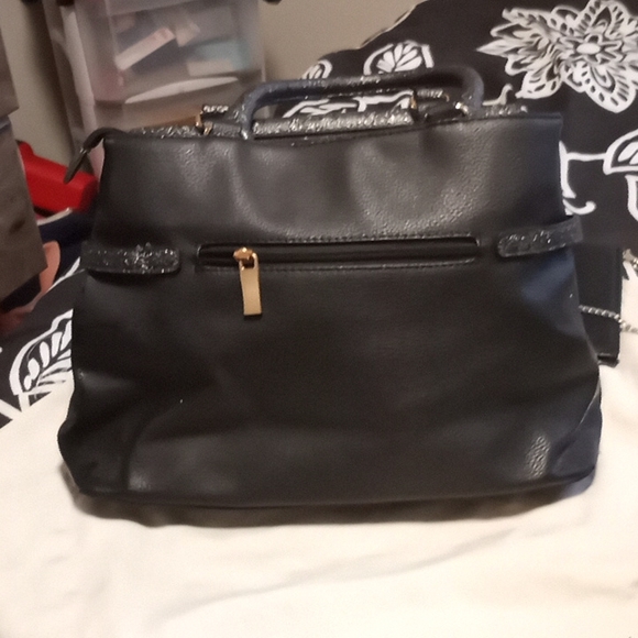 Purse - Picture 4 of 5